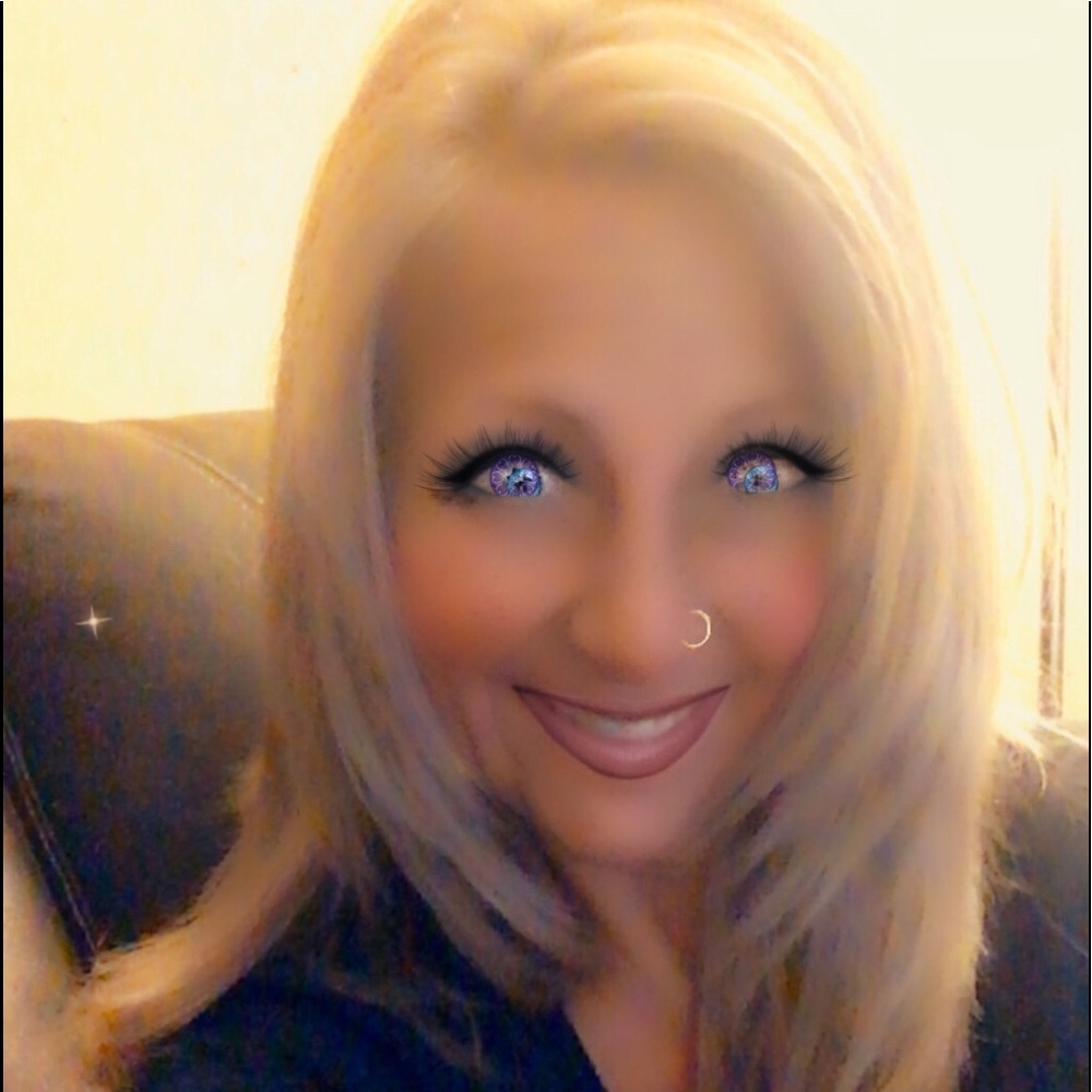 Meet your Posher, Paula